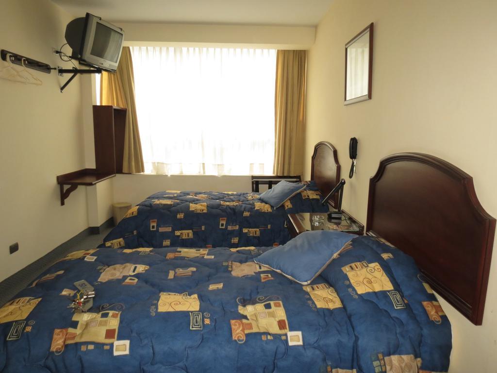 Hotel Plaza Mayor Lima Pokoj fotografie