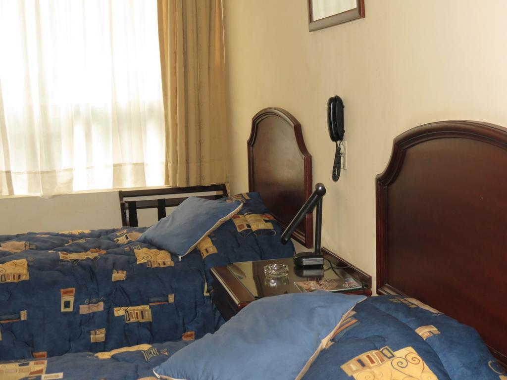 Hotel Plaza Mayor Lima Pokoj fotografie