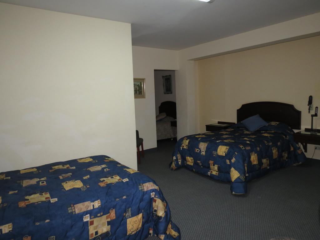 Hotel Plaza Mayor Lima Pokoj fotografie