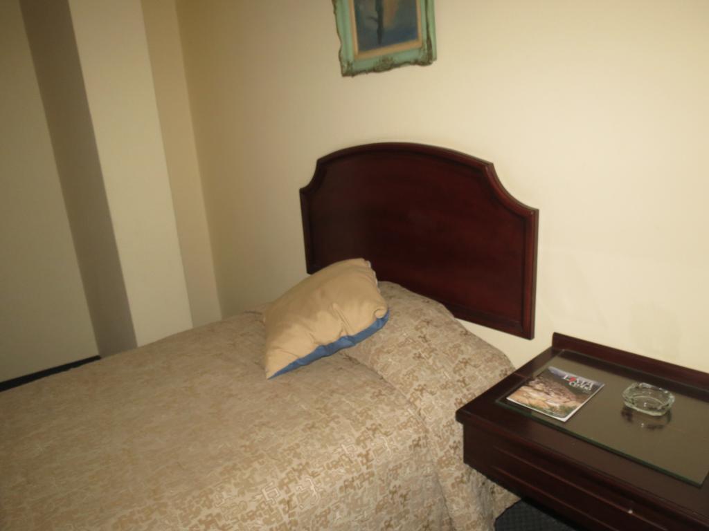 Hotel Plaza Mayor Lima Pokoj fotografie